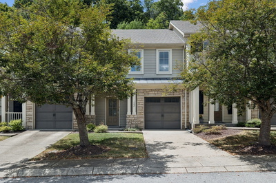 1082 Woodbury Falls Dr