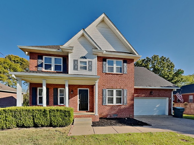 512 Ryan Ave