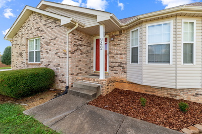 942 Drum Ln
