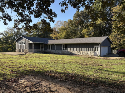 1070 Steel Springs Rd