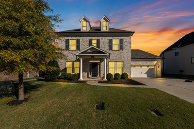 909 Sapphire Dr