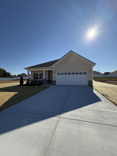 1113 Bluecreek Circle