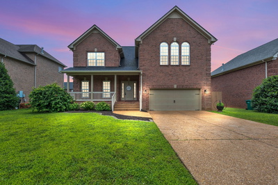 3016 Clyde Cir