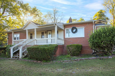 1700 Riverside Rd