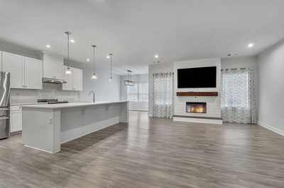 2943 Kellner Dr