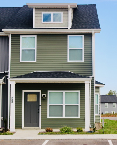 Exterior view of 333 Front Ridge Cir in Clarksville, TN