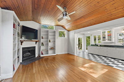 5169 Eatons Creek Rd