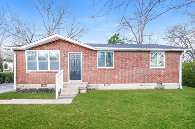 768 Rowan Dr
