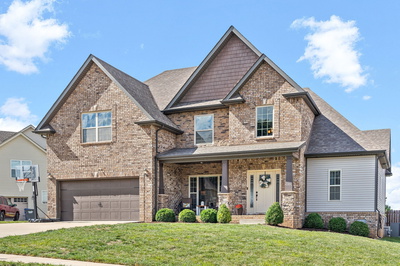 537 Larkspur Dr