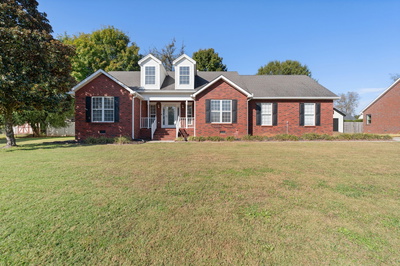 302 Trenton Ct
