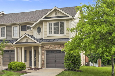 1040 Woodbury Falls Dr