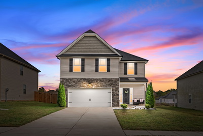 1077 Black Oak Circle