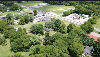 Exterior view of 1088 Louisville Hwy in Goodlettsville, TN