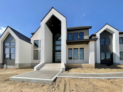 8122 Boiling Springs Pl