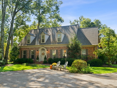 Exterior view of 104 Iroquois Ct in Nashville, TN