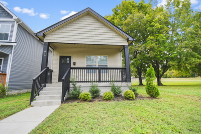 818 Greenwood Avenue