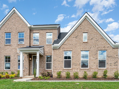 464 Tomlinson Pointe Dr