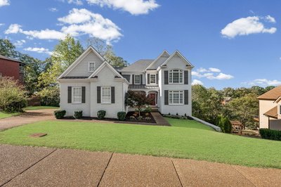 6040 Woodland Hills Dr