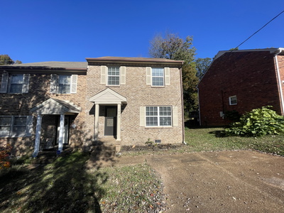 1023 Pleasant View Dr