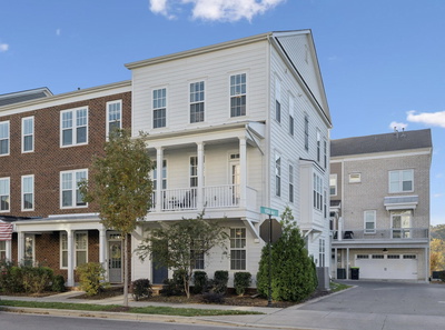 185 Burkitt Commons Ave