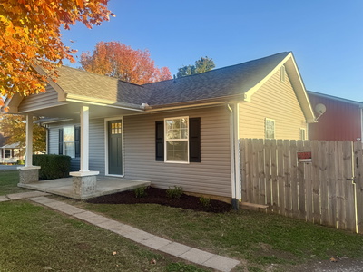 Exterior view of 3163 Sunset Dr in Springfield, TN