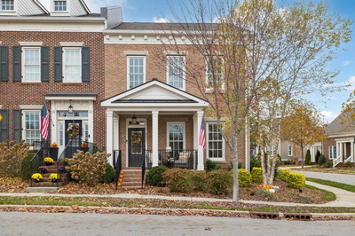 9031 Berry Farms Xing