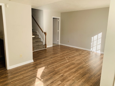 422 Stewarts Ferry Pike