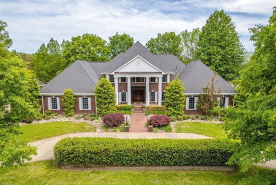 2081 Mossy Oak Cir