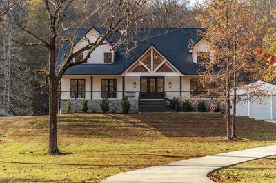 407 Hogans Branch Rd