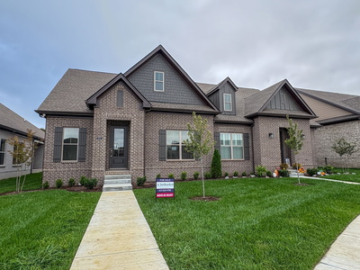 2033 Horseshoe Cir lot 215