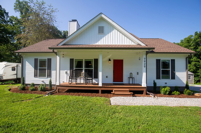 Exterior view of 7929 Ridgewood Rd in Goodlettsville, TN