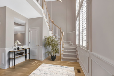 5225 Whispering Valley Dr