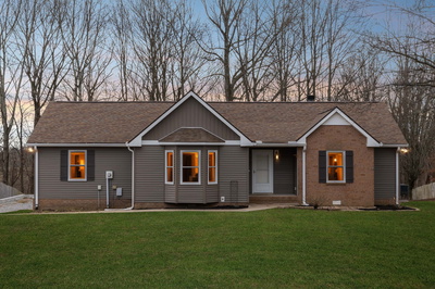 Exterior view of 179 W Hester Rd in Cottontown, TN