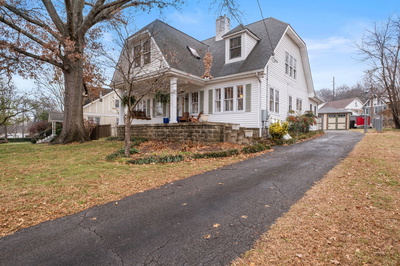 2806 Westmoreland Dr