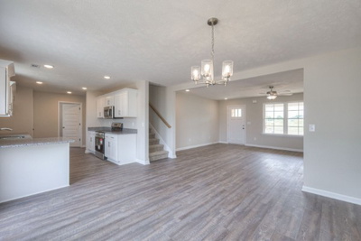 6 Laurel View St