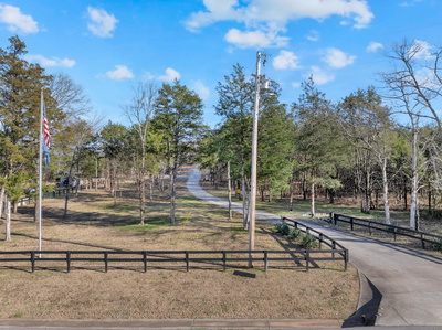 905 Chapel Hill Pike