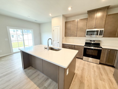 Exterior view of 1160 Savannah Ave in Gallatin, TN