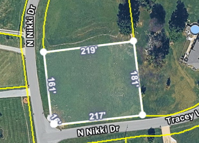 Exterior view of 102 N Nikki Dr in Portland, TN