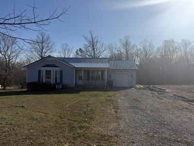 Exterior view of 791 Delmont Church Rd in Cadiz, KY