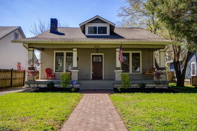 Exterior view of 1202 Meridian St in Nashville, TN