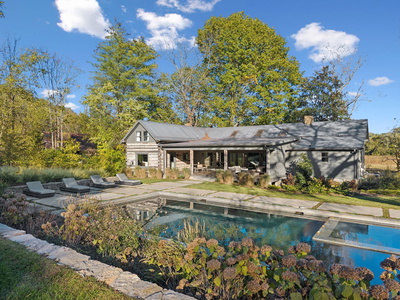 2060 Old Hillsboro Rd