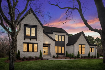 Exterior view of 1310 Lipscomb Dr in Brentwood, TN