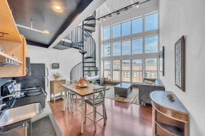 1400 Rosa L Parks Blvd