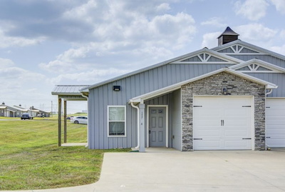 177 BAINBRIDGE DRIVE