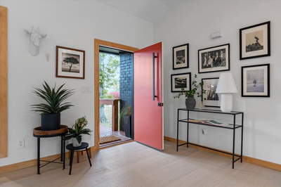 1900 Rosewood Valley Dr