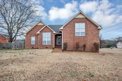 101 Knights Bridge Station