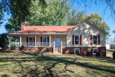 Exterior view of 459 Fowler Ford Rd in Portland, TN