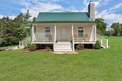 Exterior view of 3190 Carl Rd in Franklin, TN