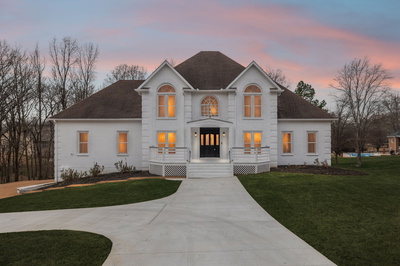 1202 Willow Brook Pass