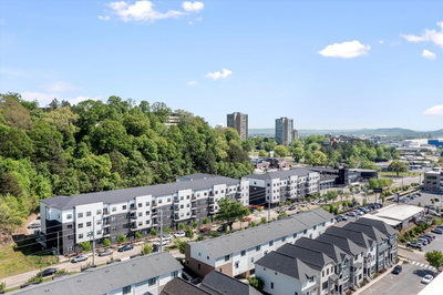 782 Riverfront Parkway